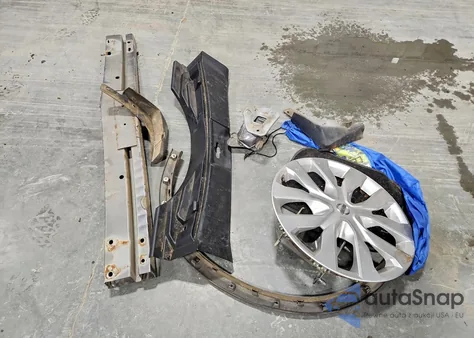 2017 Nissan Rogue S z USA, uszkodzony, nr VIN KNMAT2MV8HP597429